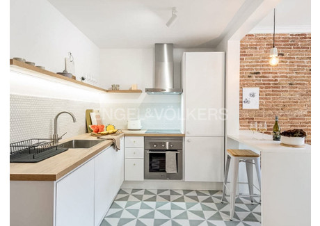 Mieszkanie na sprzedaż - Barcelona, Hiszpania, 76 m², 472 175 USD (1 931 196 PLN), NET-98263326