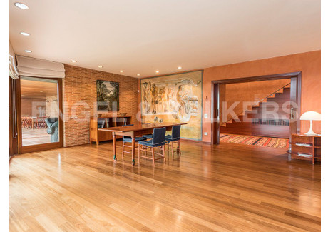 Dom na sprzedaż - Barcelona, Hiszpania, 880 m², 2 894 198 USD (11 142 662 PLN), NET-99138225