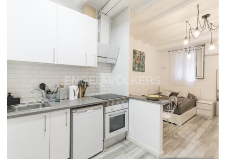 Mieszkanie na sprzedaż - Barcelona, Hiszpania, 34 m², 263 611 USD (1 059 717 PLN), NET-92892163