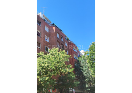 Mieszkanie na sprzedaż - Madrid, Hiszpania, 230 m², 2 811 671 USD (11 499 735 PLN), NET-99740267