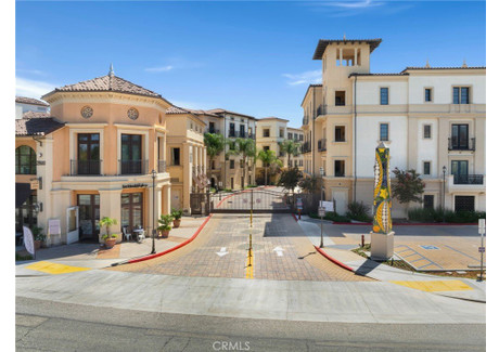 Mieszkanie na sprzedaż - 23500 Park Sorrento #G Calabasas, Usa, 219,25 m², 2 379 000 USD (9 111 570 PLN), NET-100838812