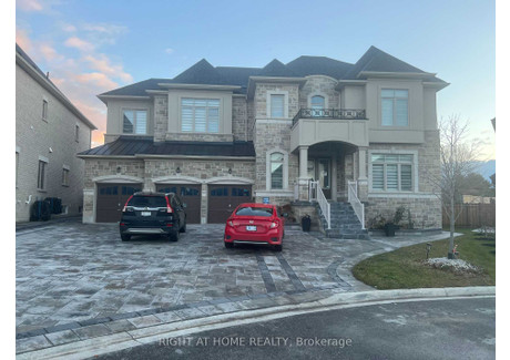 Dom do wynajęcia - Basmt - 17 Mary Willson Crt East Gwillimbury, Kanada, 139,35 m², 1835 USD (7468 PLN), NET-102444310