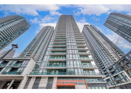 Mieszkanie na sprzedaż - 601 - 4065 Brickstone Mews Mississauga, Kanada, 55,74 m², 351 160 USD (1 429 221 PLN), NET-101448911