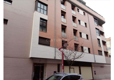 Dom na sprzedaż - Valladolid, Hiszpania, 101 m², 201 440 USD (773 529 PLN), NET-96056510